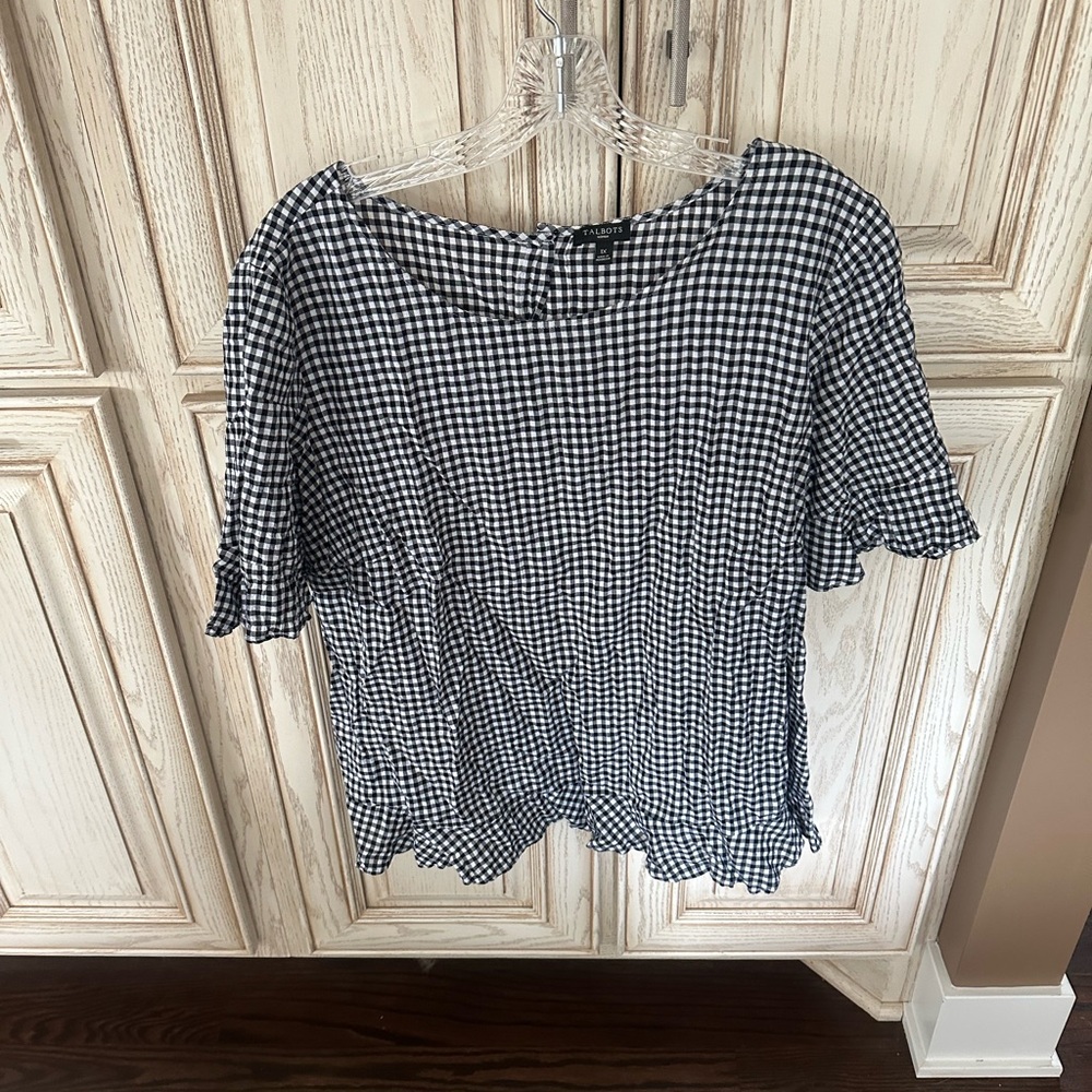 Talbots Woman Black And White Flutter Sleeve and bottom Blouse
